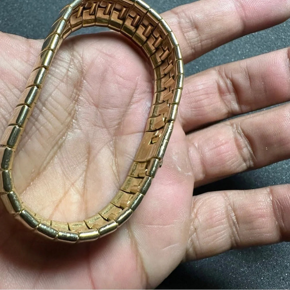 Omega Link Style Fashion Bracelet Gold Tone 7” Long - Picture 5 of 6